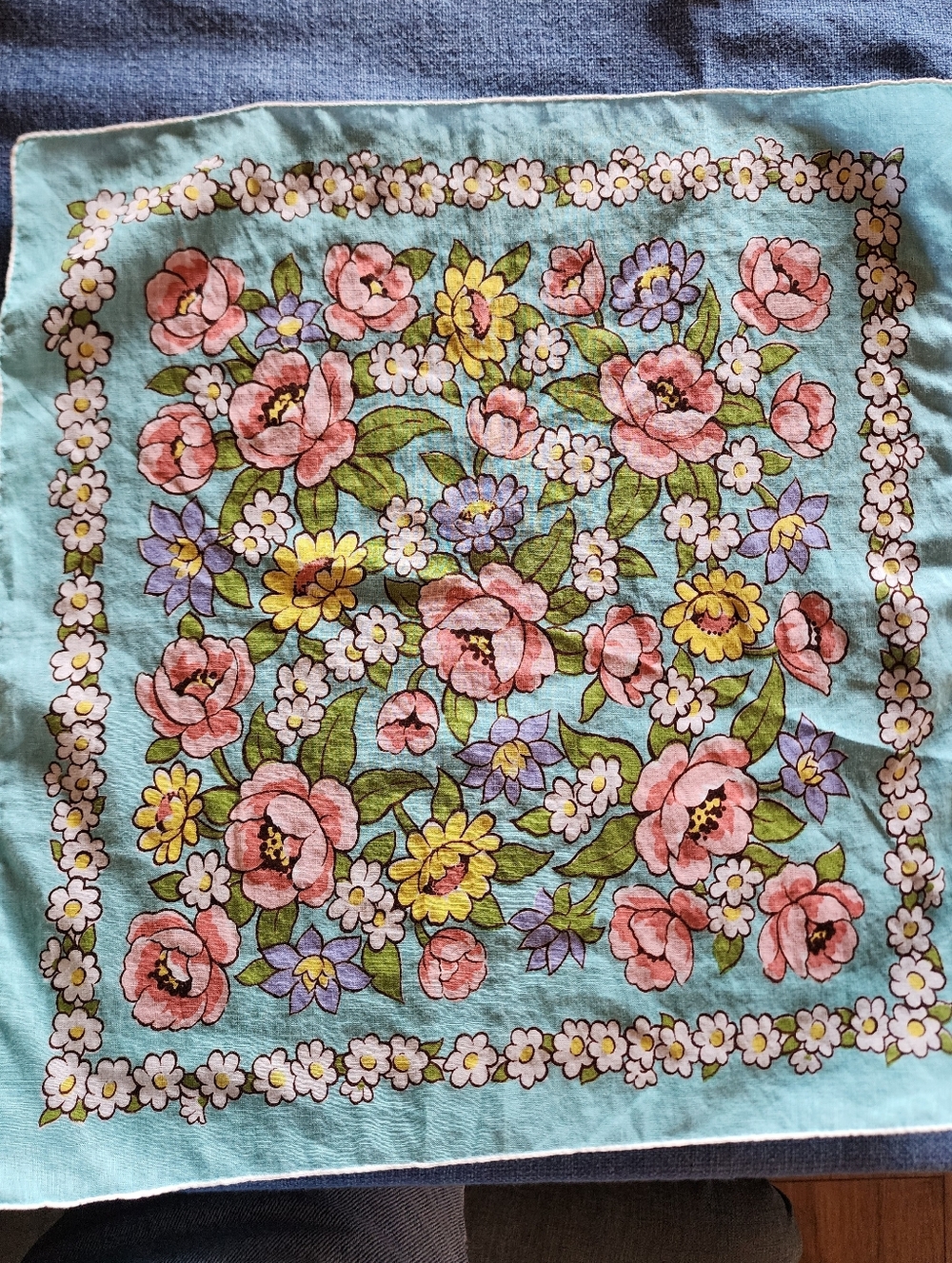 6 Vintage Floral Handkerchiefs 1 Lace Doiley.